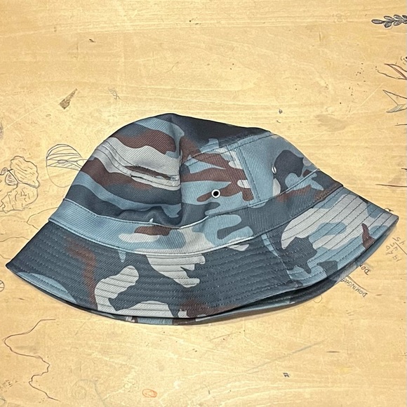 Original use Camouflage bucket hat (one size fits all) - Picture 4 of 6
